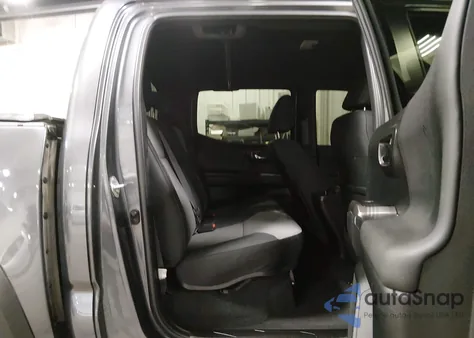 2023 Toyota Tacoma Trd Off Road z USA, uszkodzony, nr VIN 3TYCZ5AN5PT161997